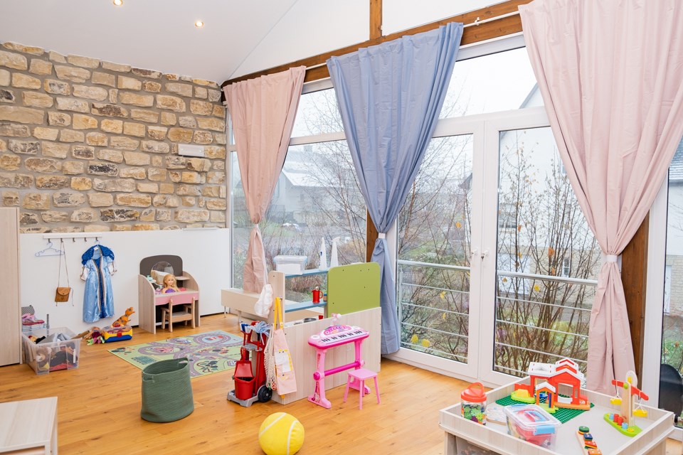 Retouche-34709 Crèche pour petite enfance au Luxembourg